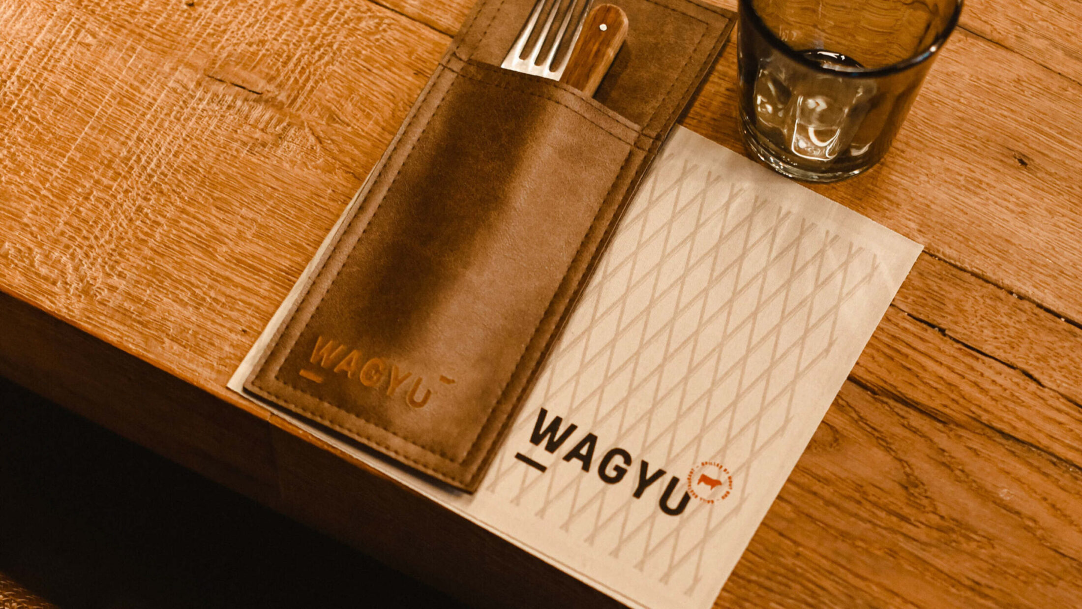 pochette à couvert wagyu